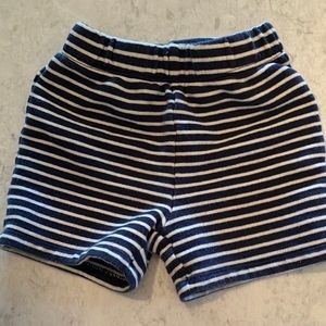 Moon and Back by Hanna Anderson navy striped shorts, 2T